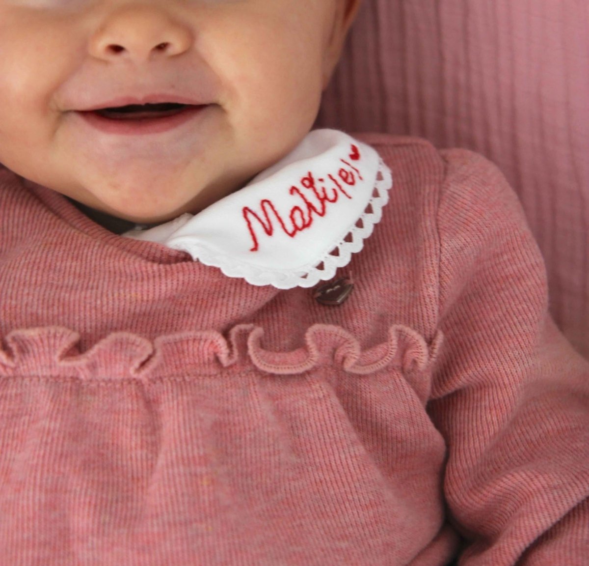 Body con colletto ricamo rosso amore - Piccino store